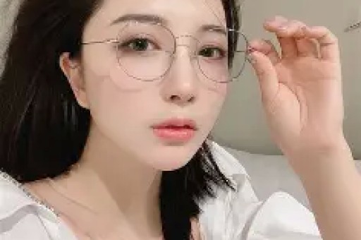 一首歌狂赚1亿买5辆豪车如今卖房卖车负债广东雨神经历了什么